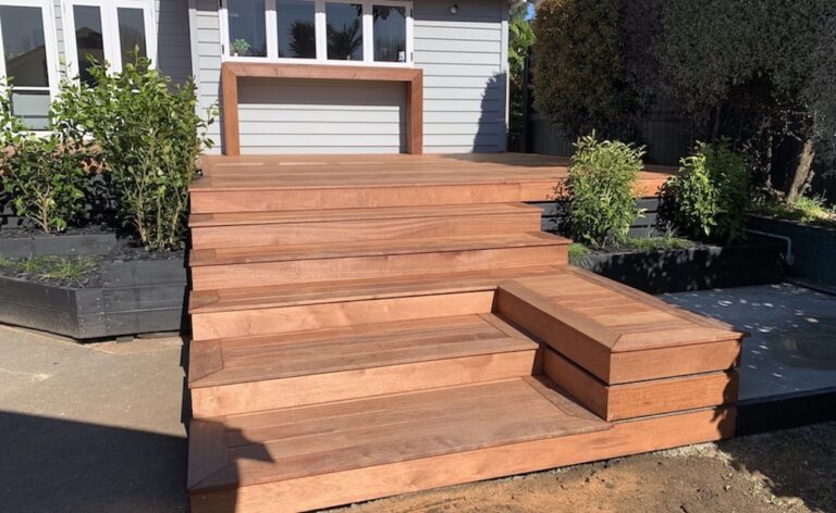 Deck decking kwila vitex louver landscaping plants build maintain joists bearers foundation concrete levels screens entry planks boardwalk retaining wall fence security gate ceader