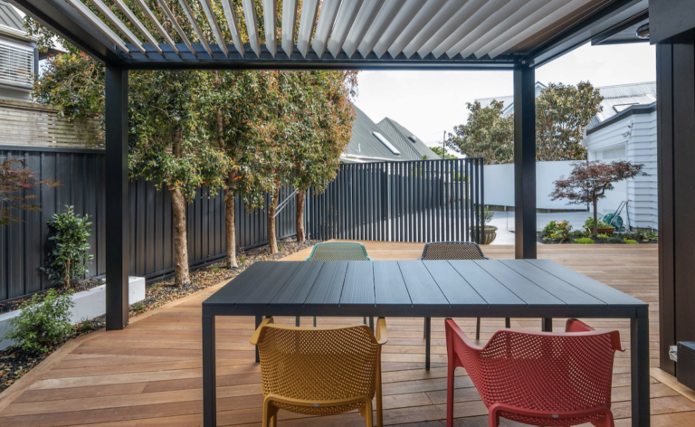 Deck decking kwila vitex louver landscaping plants build maintain joists bearers foundation concrete levels screens entry planks boardwalk retaining wall fence security gate ceader