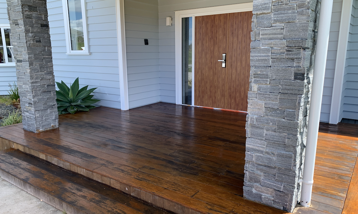 Deck decking kwila vitex louver landscaping plants build maintain joists bearers foundation concrete levels