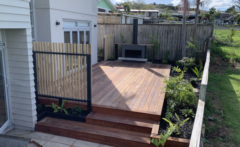 Deck decking kwila vitex louver landscaping plants build maintain joists bearers foundation concrete levels screens entry planks boardwalk retaining wall fence security gate ceader